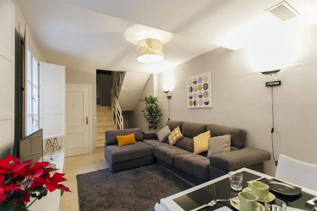2 Bedrooms 1 Bathroom Furnished - Santa Cruz - Alfalfa - Nice Duplex - Mintystay Seville